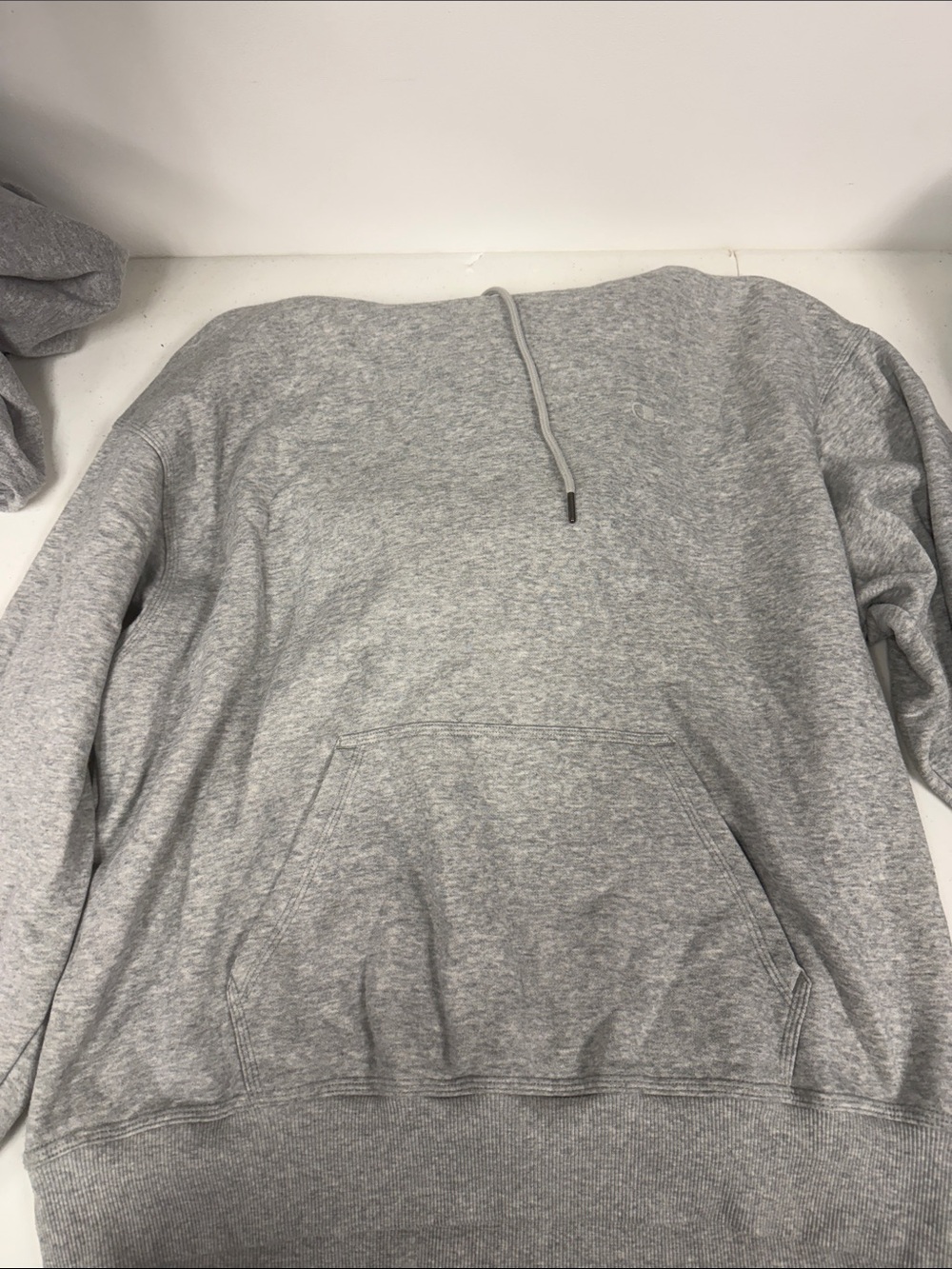 Champion Men's Gray Crewneck Sweatshirt